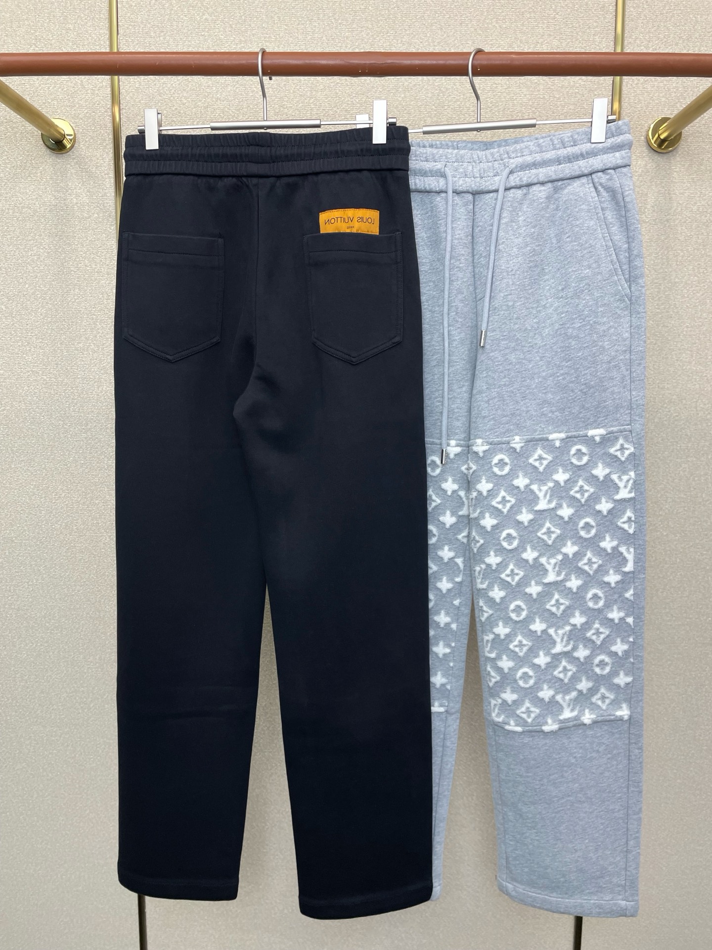 Louis Vuitton Basic Clothing S-m-l-xl