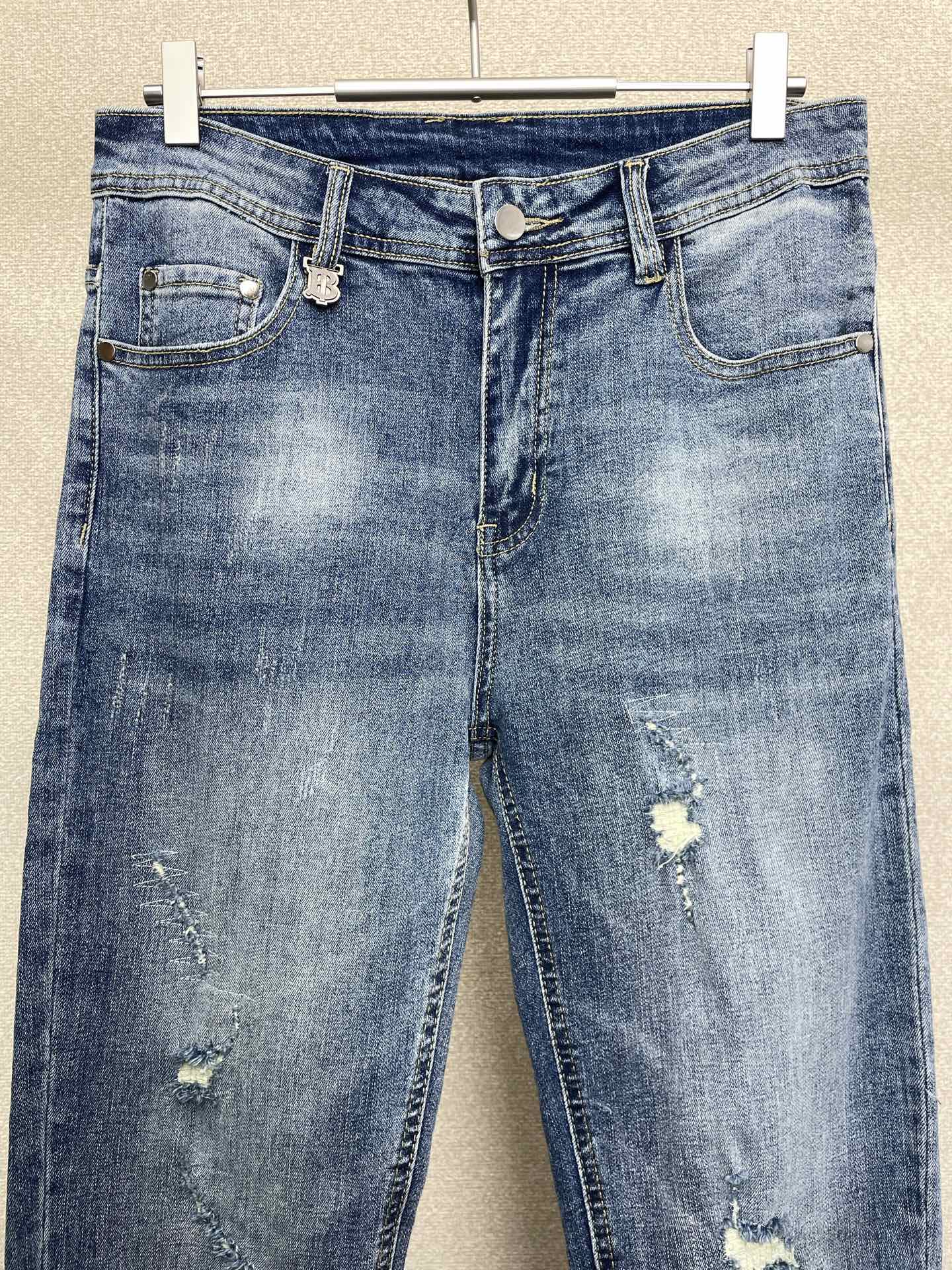 Burberry Jeans