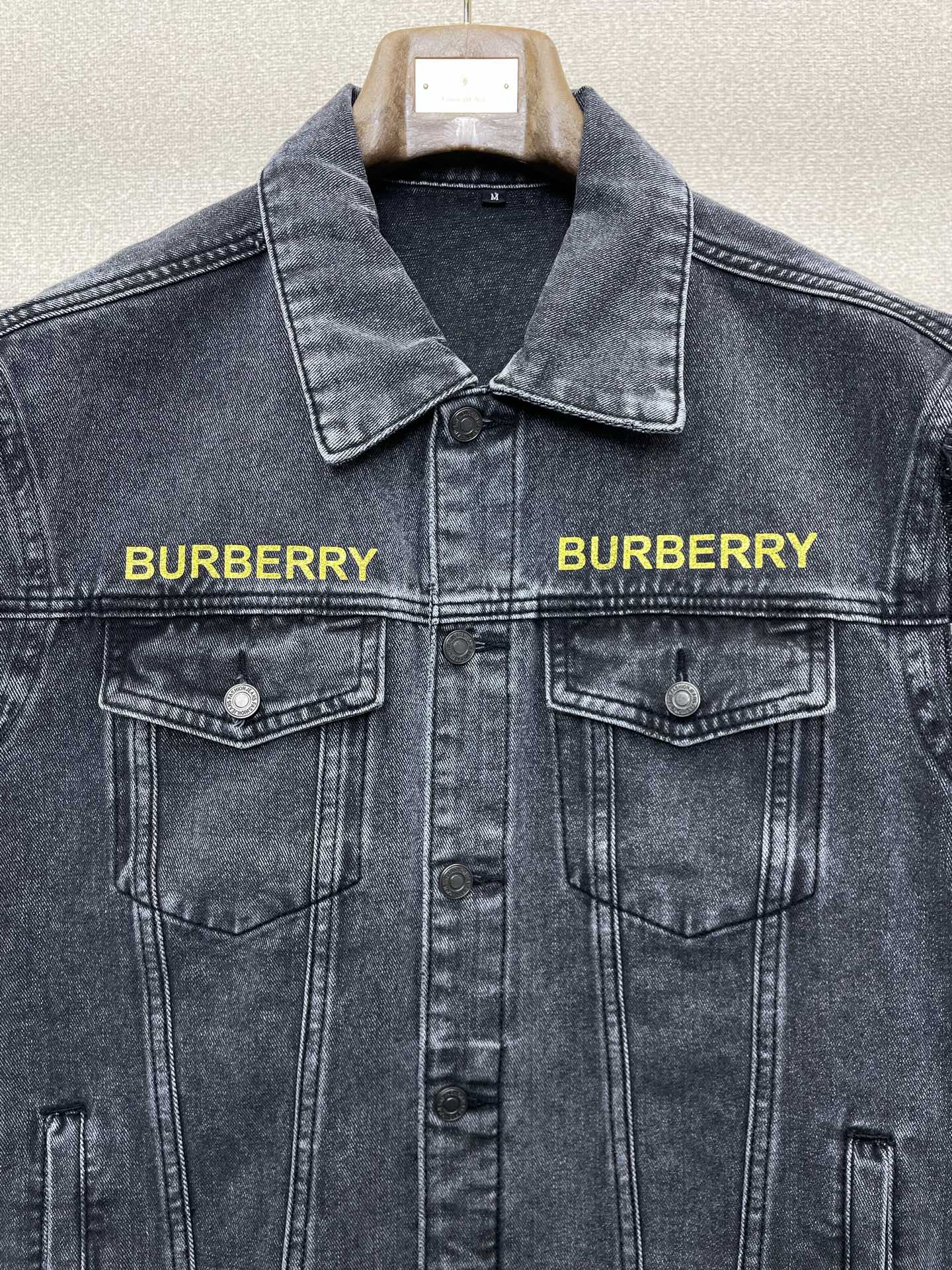 Burberry Male Vest M-xl