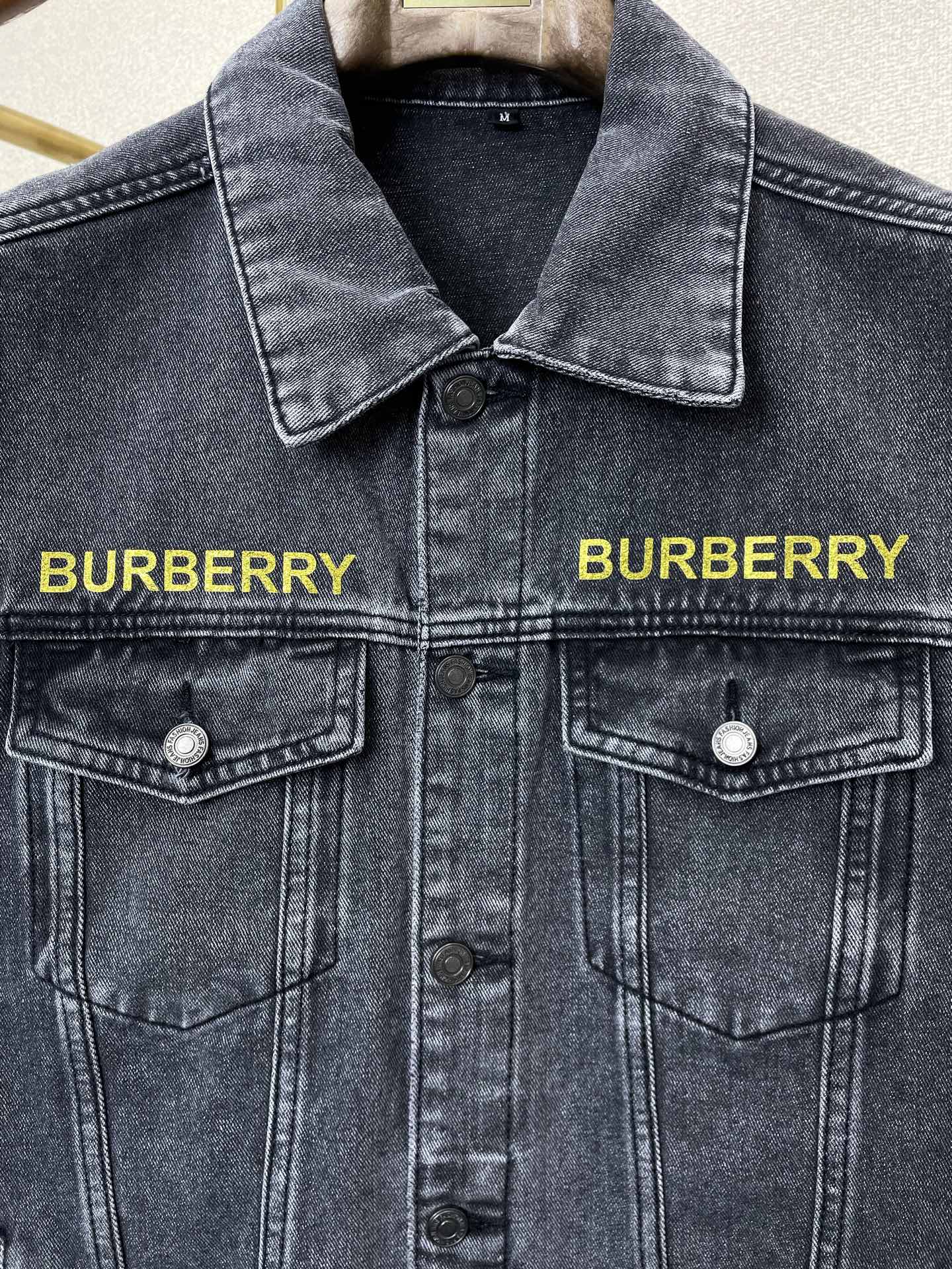 Burberry Male Vest M-xl