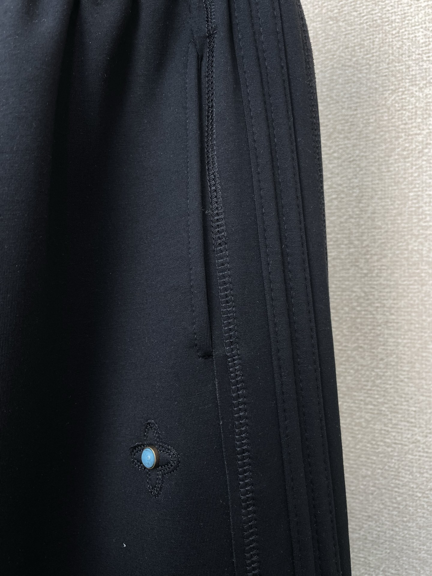 Louis Vuitton Basic Clothing S-m-l-xl