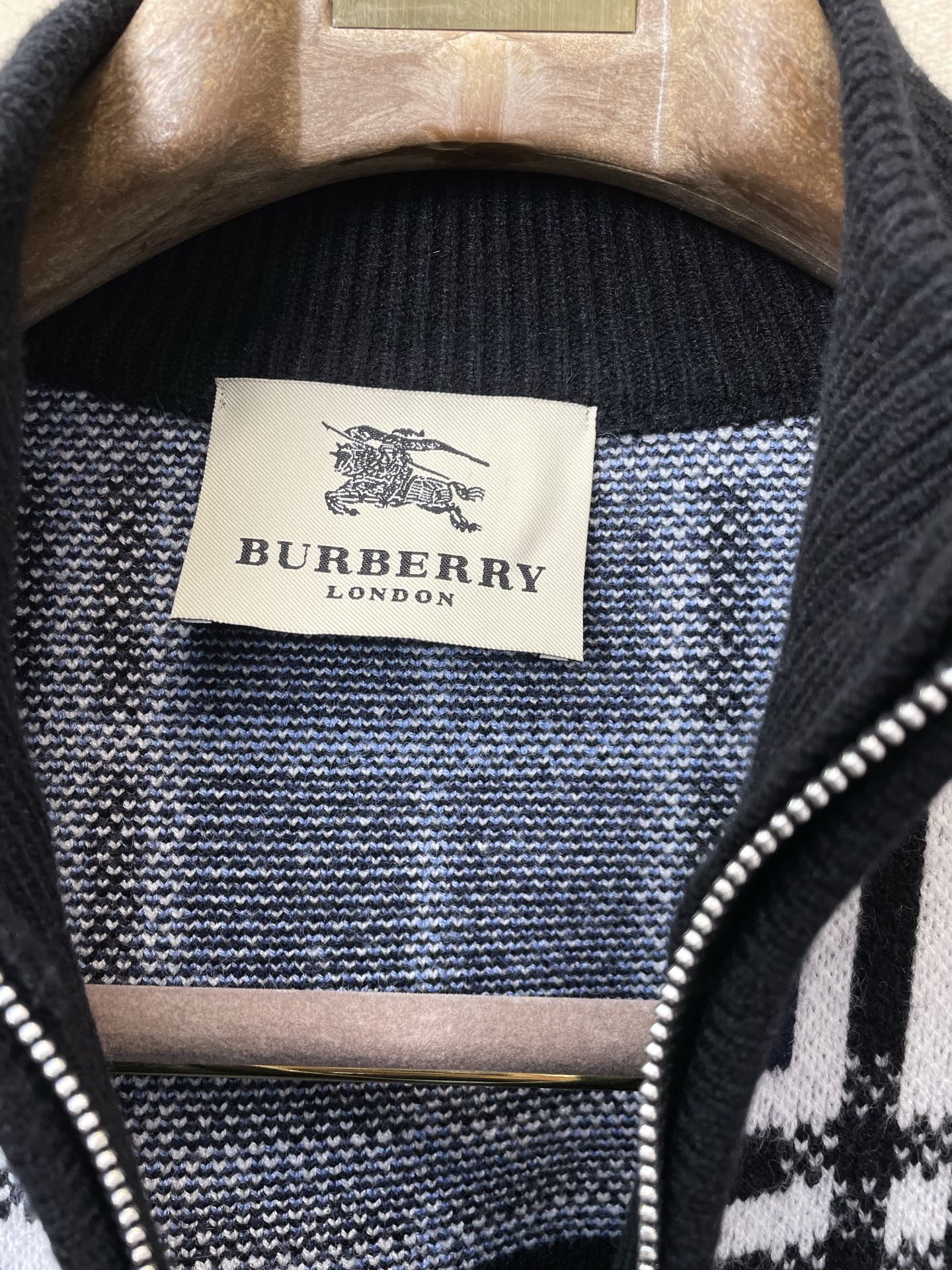 Burberry Male Basic Clothing
