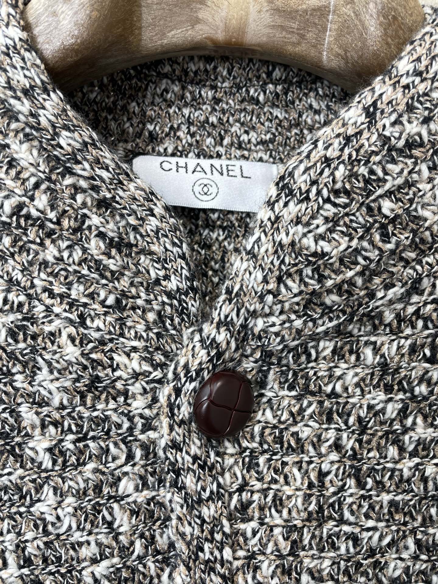 Chanel Male Basic Clothing L
