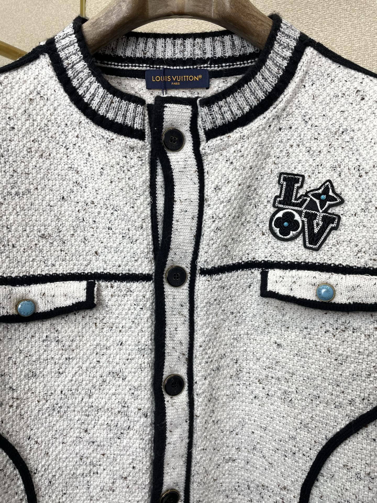 Louis Vuitton Male Basic Clothing S-l