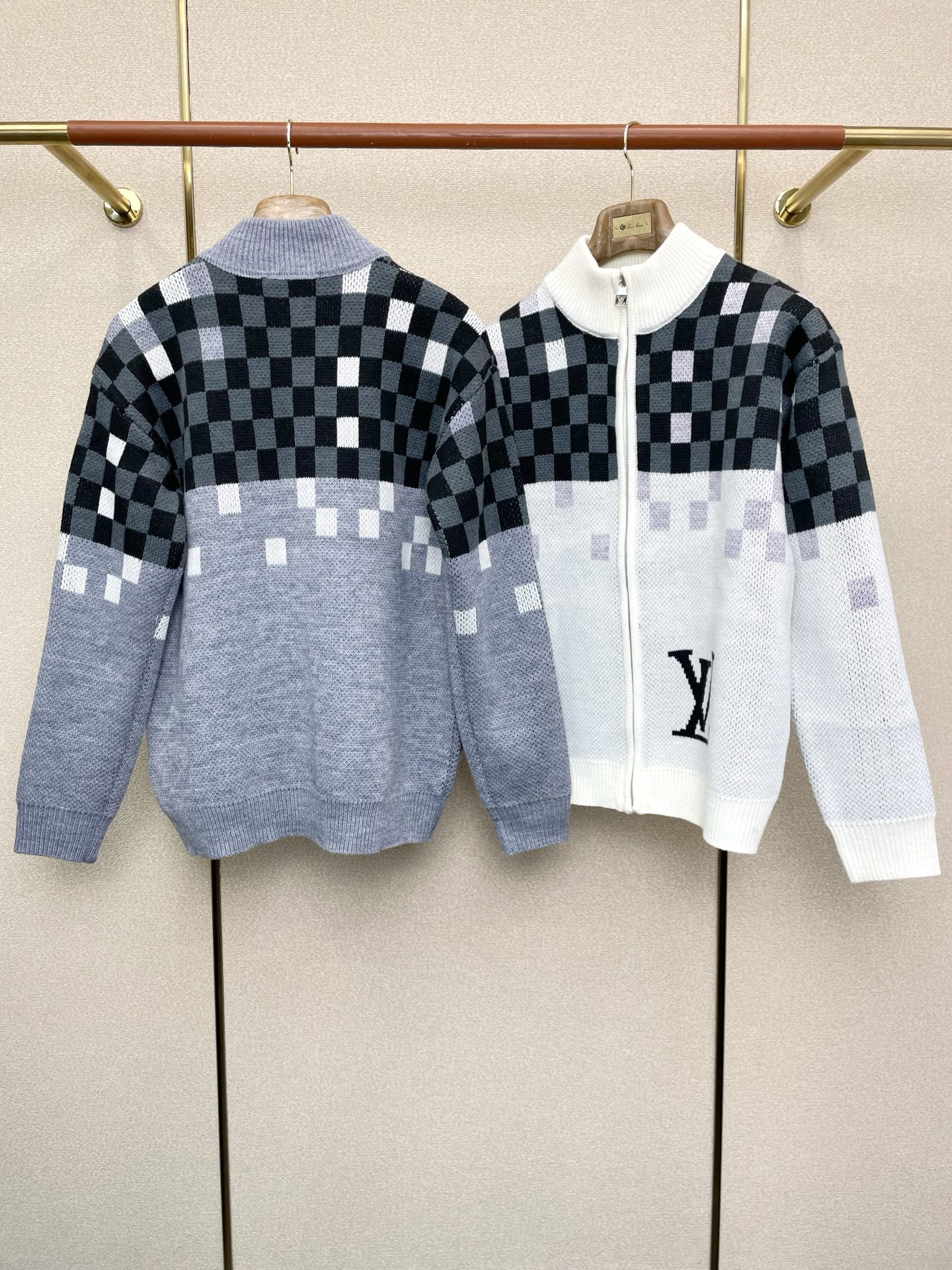 Louis Vuitton Male Basic Clothing S-l