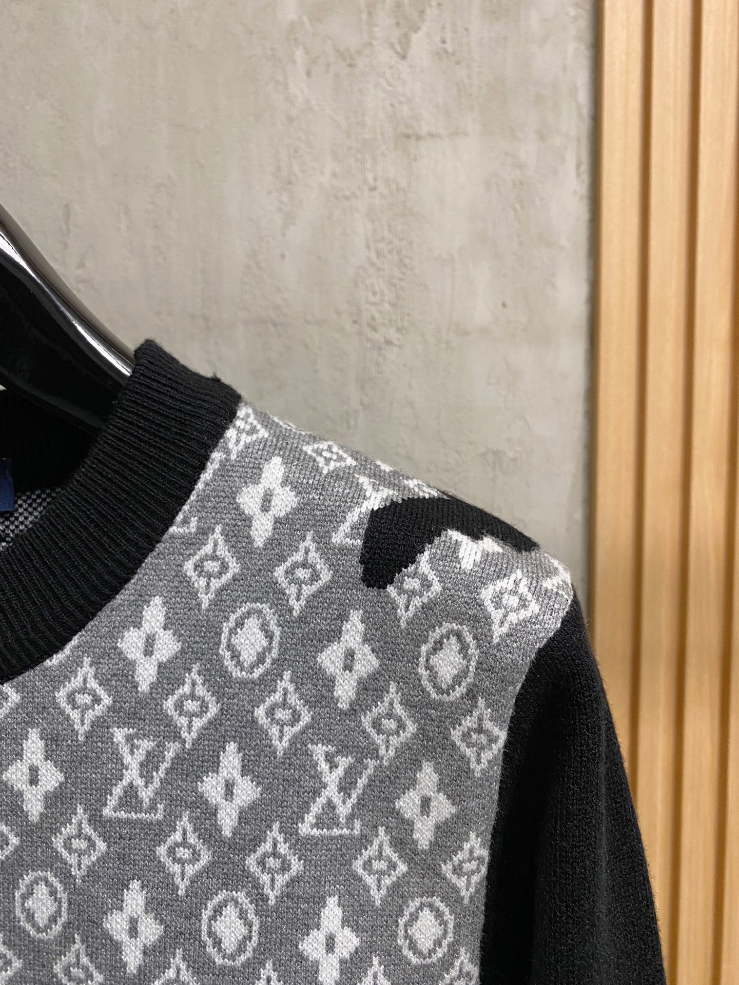 Louis Vuitton Basic Clothing Wool M-l-xl