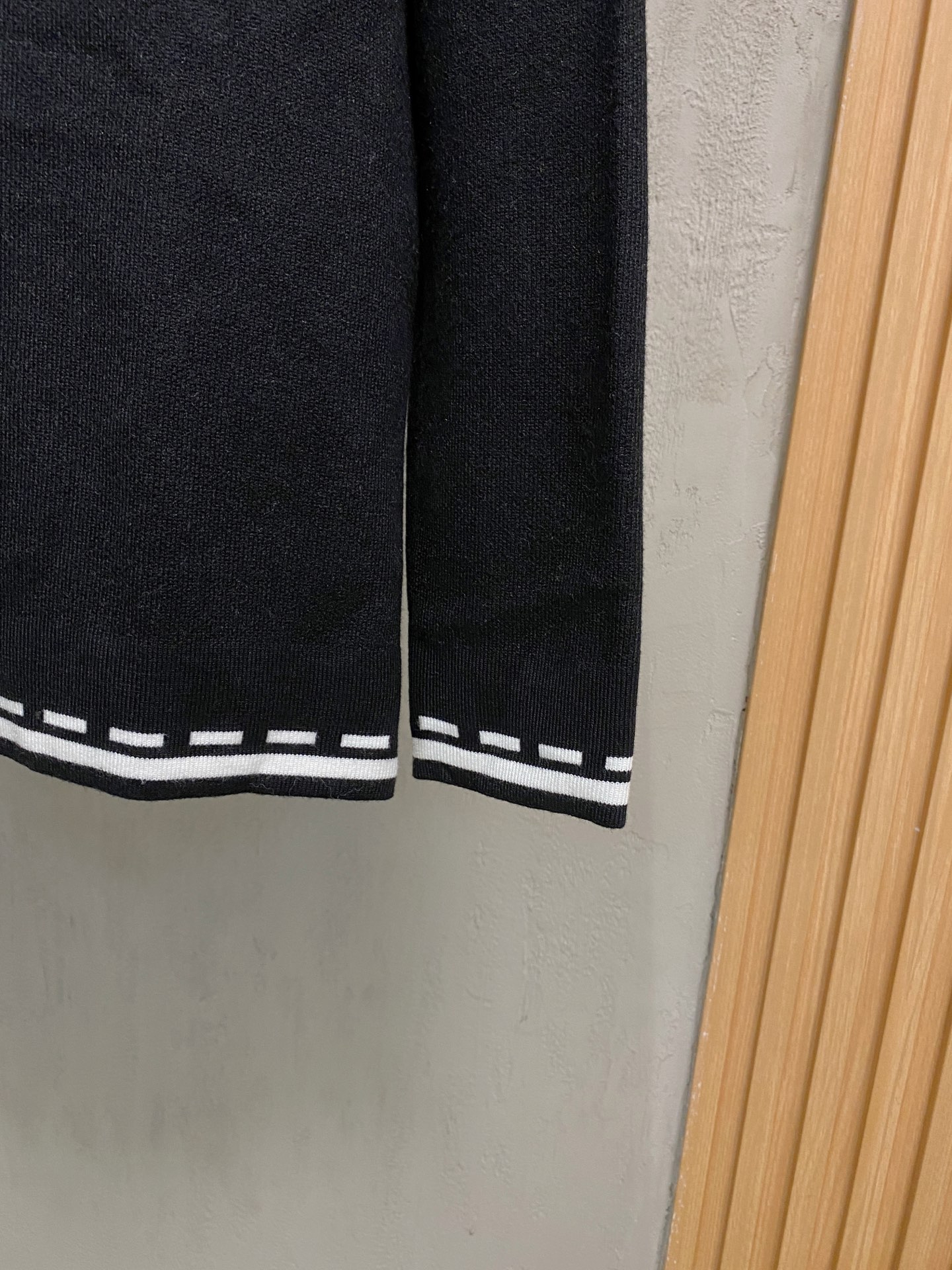 Louis Vuitton Basic Clothing Wool M-l-xl