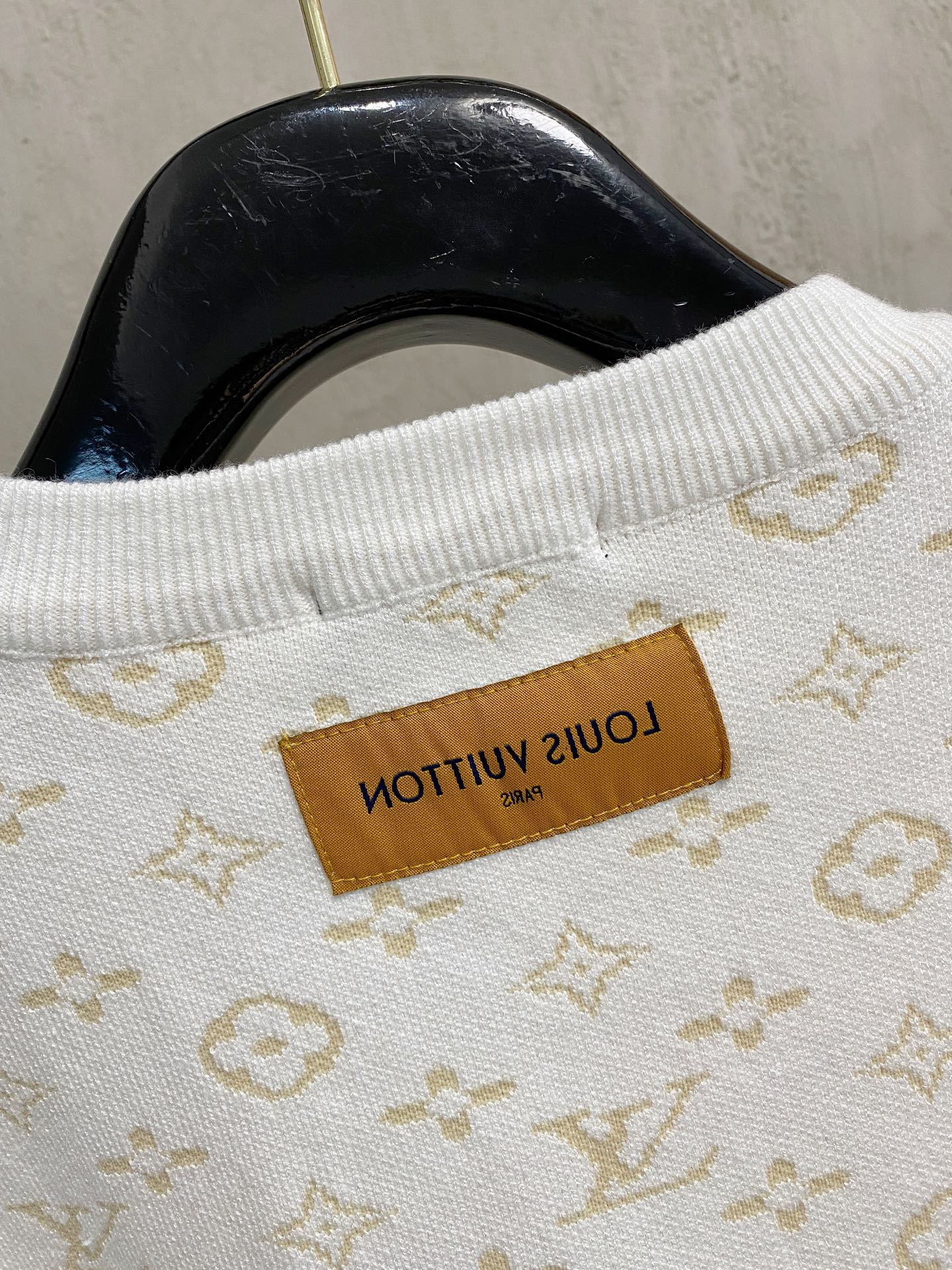 Louis Vuitton Basic Clothing Wool M-l-xl