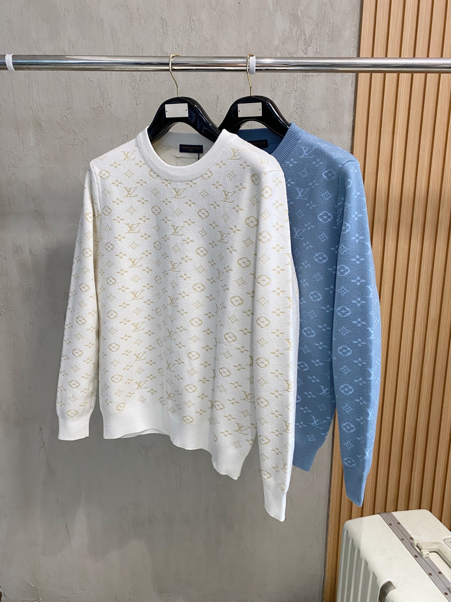 Louis Vuitton Basic Clothing Wool M-l-xl