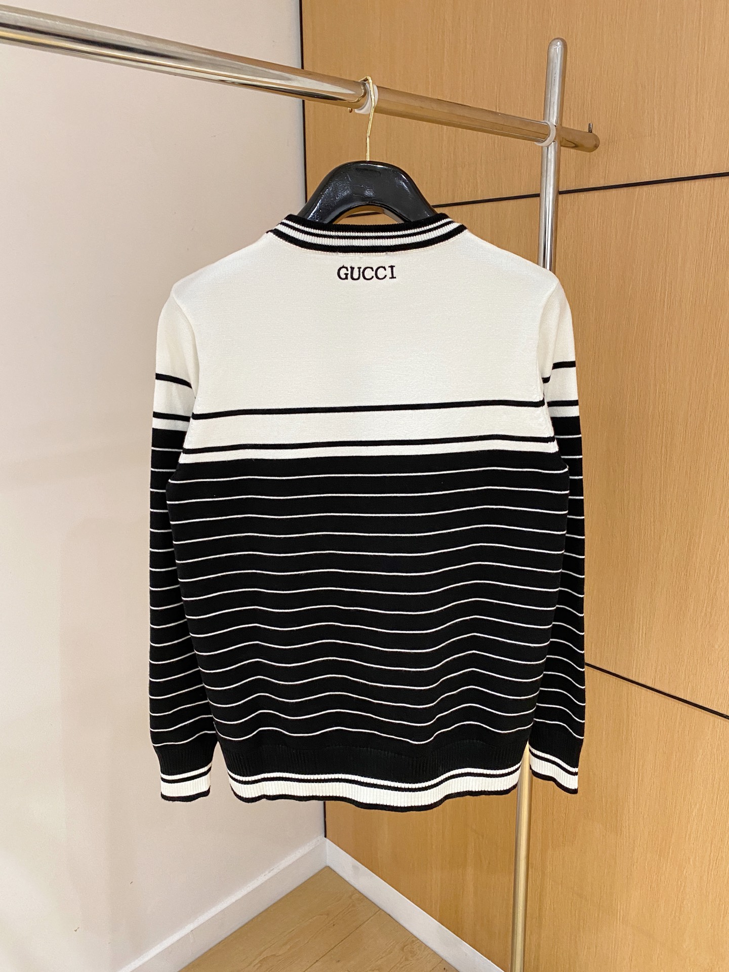 Gucci Basic Clothing Wool M-xl