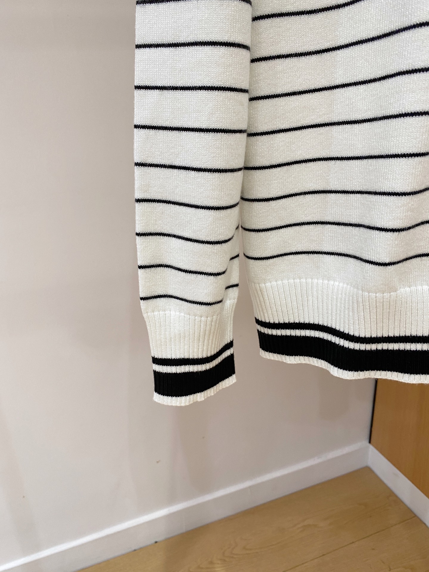 Gucci Basic Clothing Wool M-xl