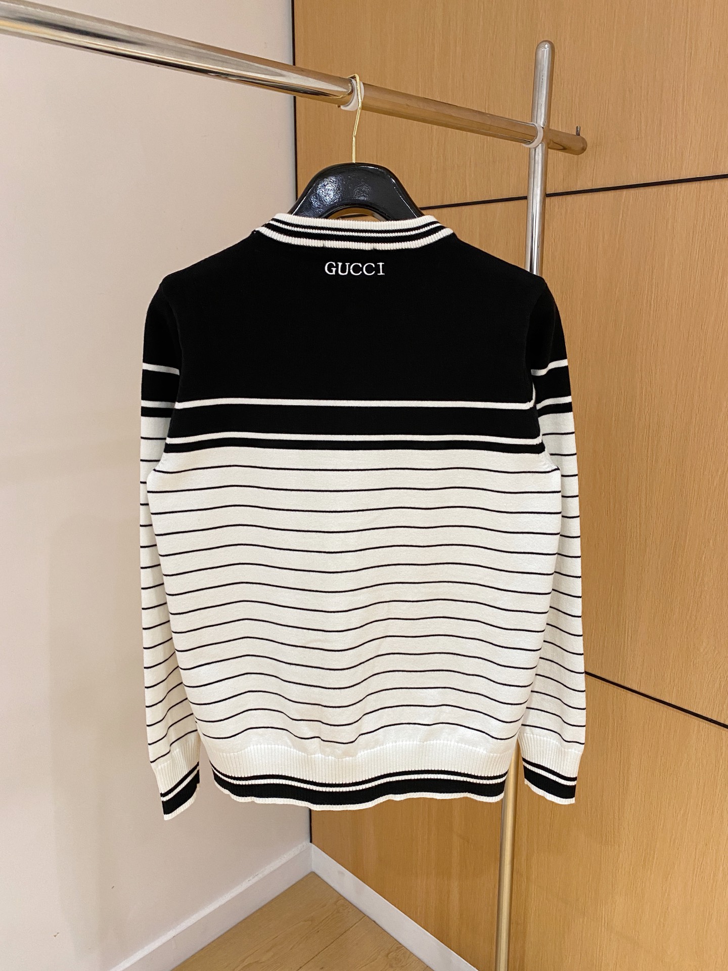 Gucci Basic Clothing Wool M-xl