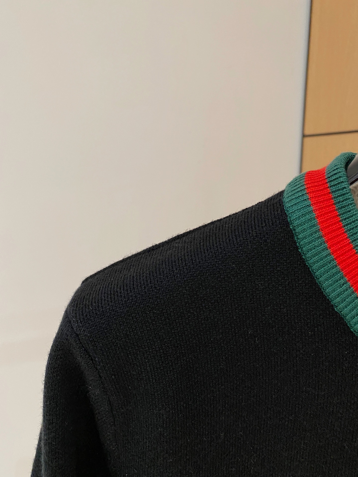 Gucci Basic Clothing Wool M-xl