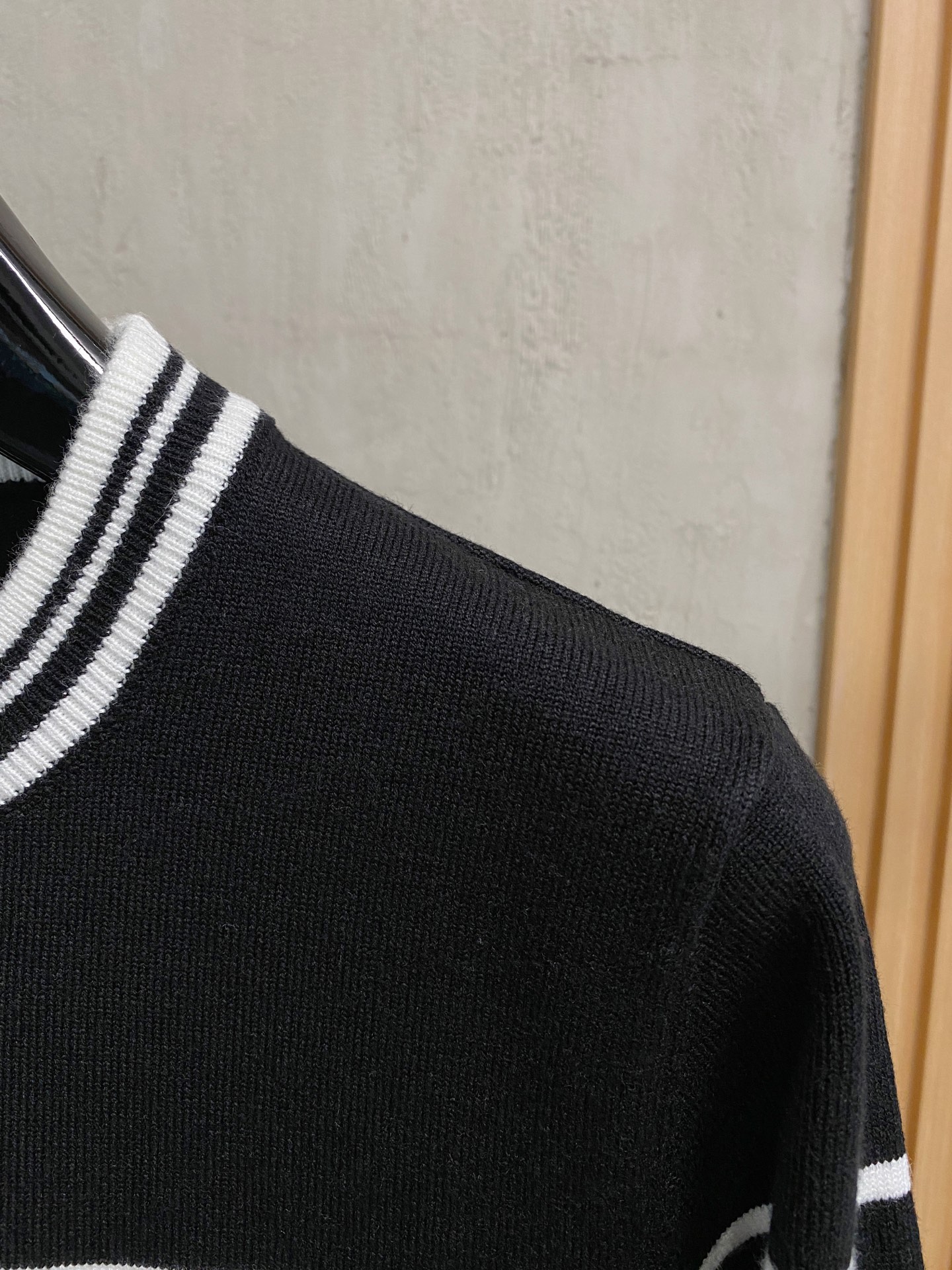 Gucci Basic Clothing Wool M-xl