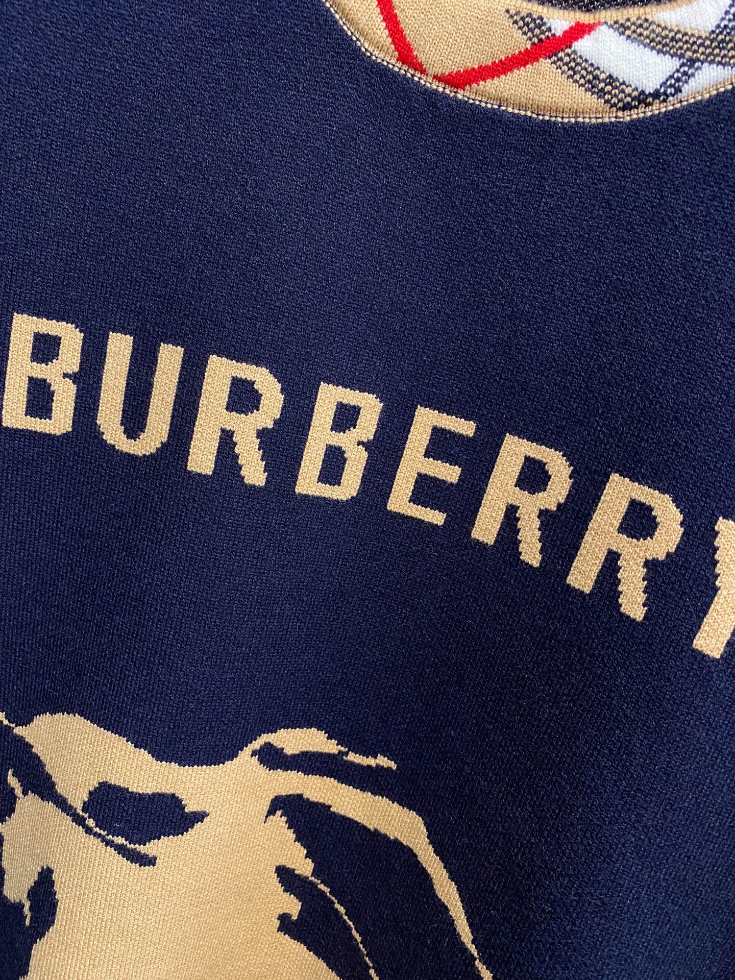 Burberry Basic Clothing Wool M-xl