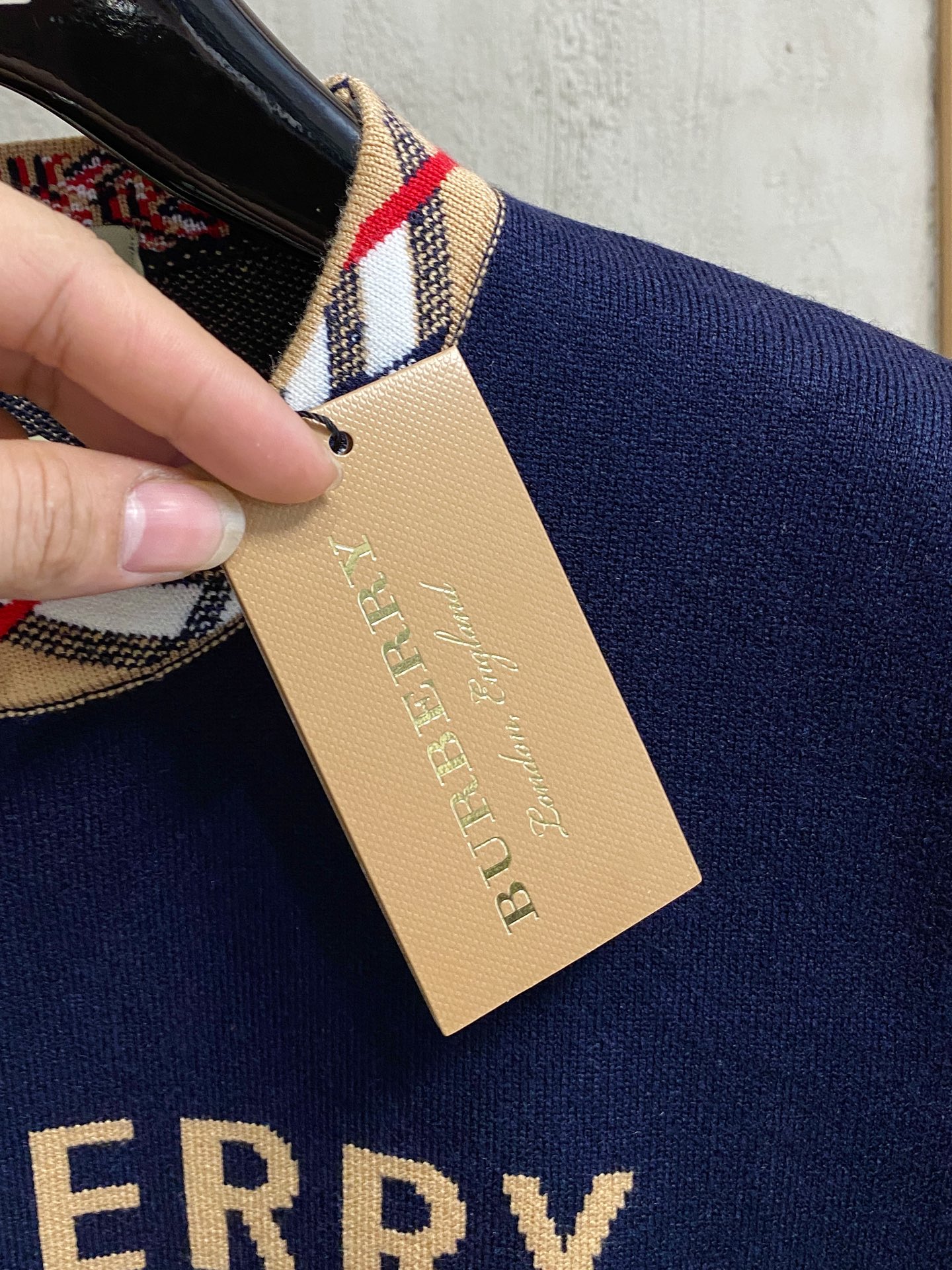Burberry Basic Clothing Wool M-xl