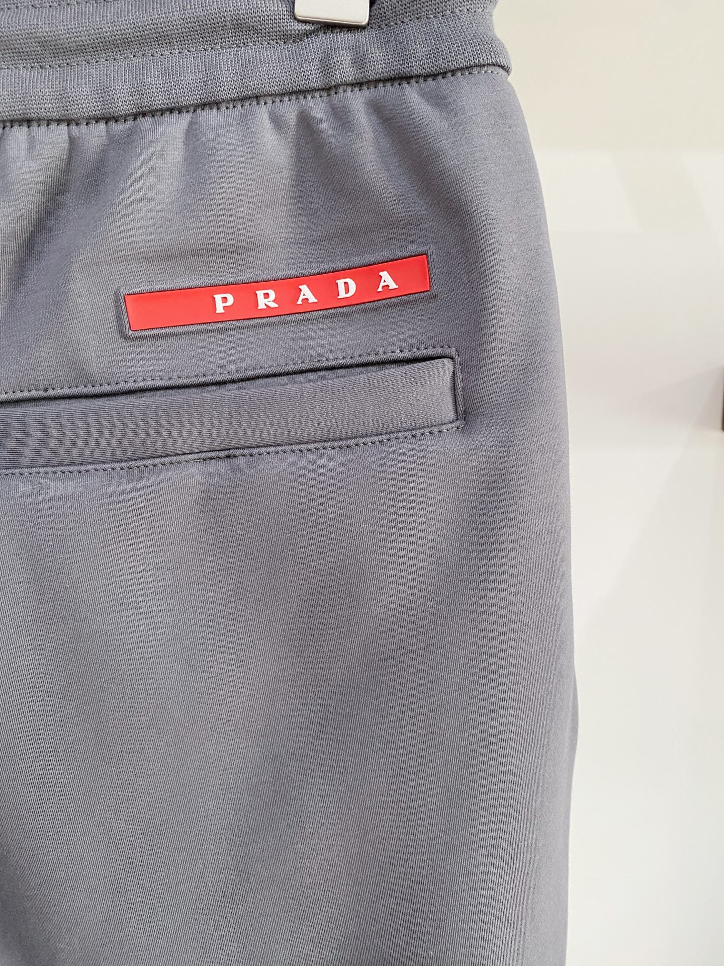 Prada Basic Clothing M-xl