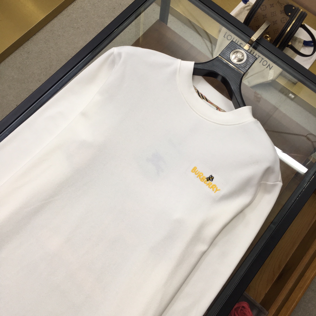Burberry Basic Clothing S-l-xl