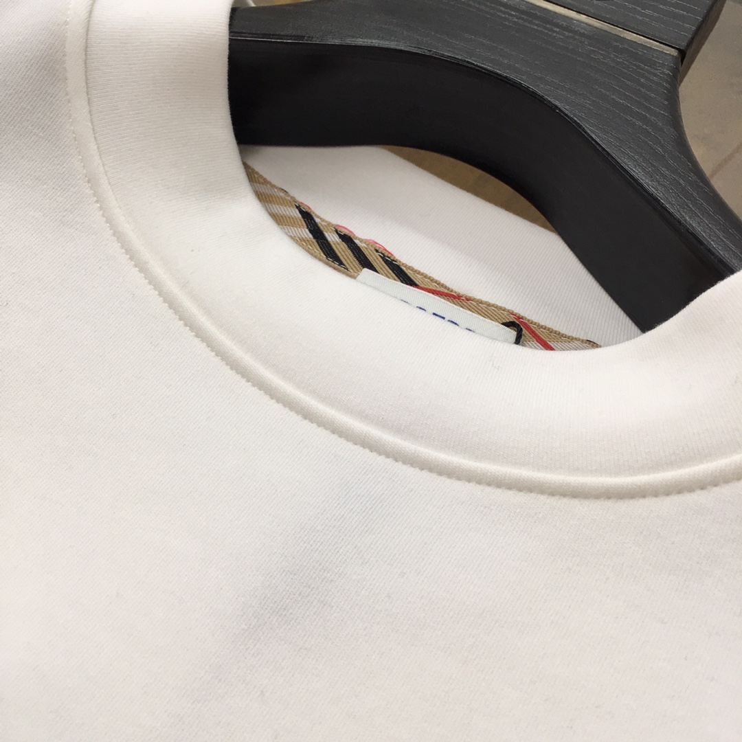 Burberry Basic Clothing S-l-xl
