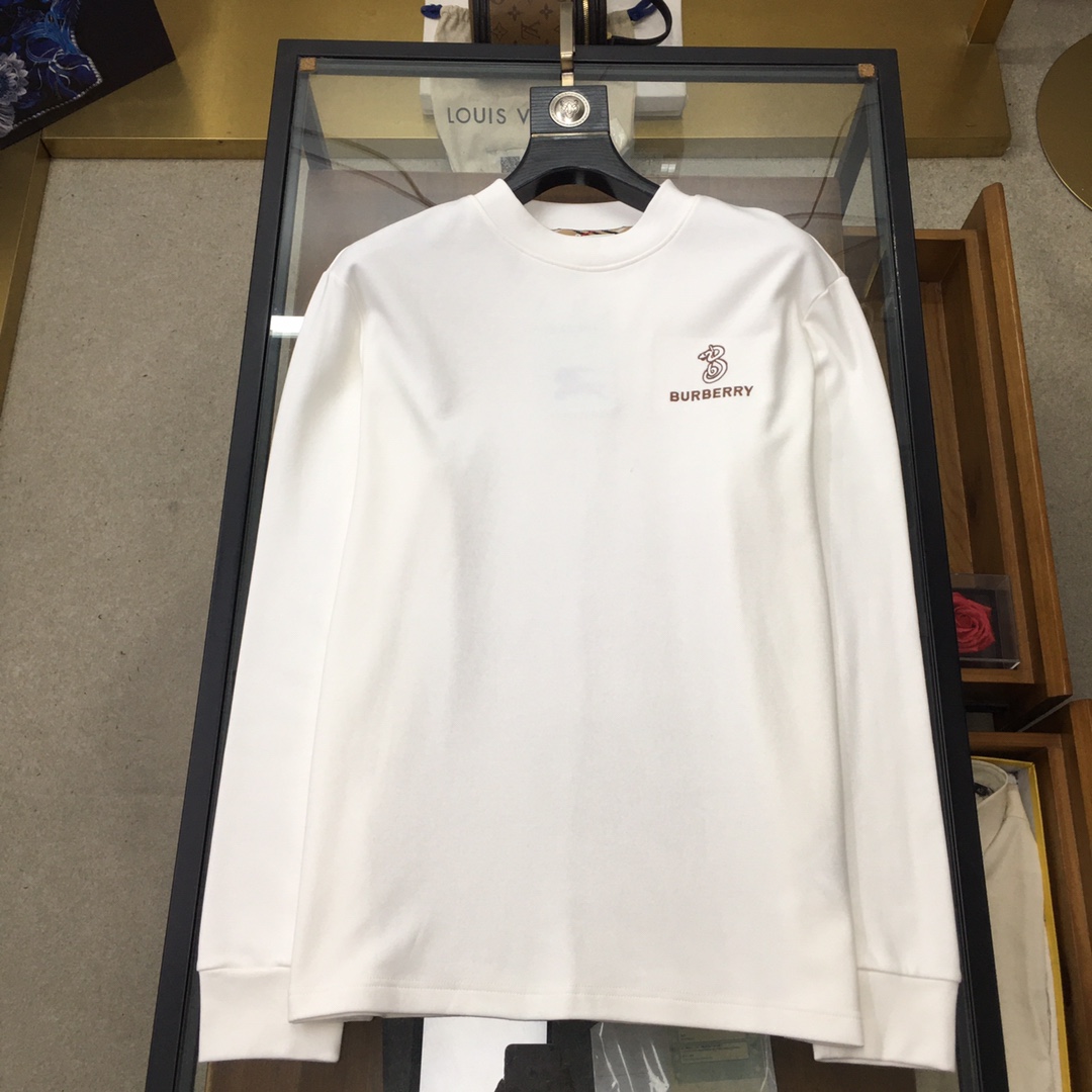 Burberry Basic Clothing S-l-xl