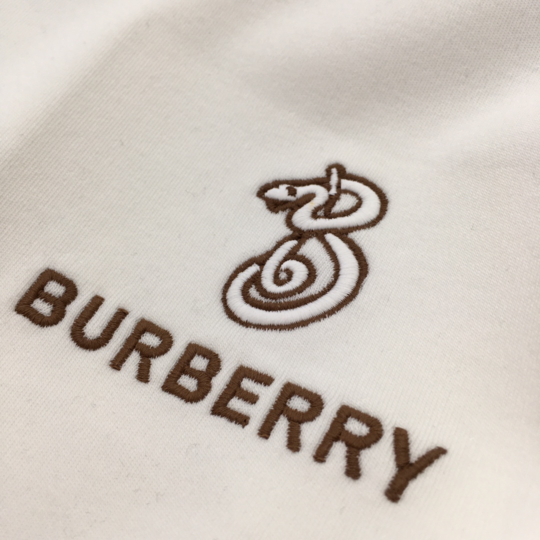 Burberry Basic Clothing S-l-xl