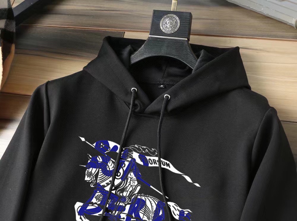 Burberry Basic Clothing Fleece Lined M-xl