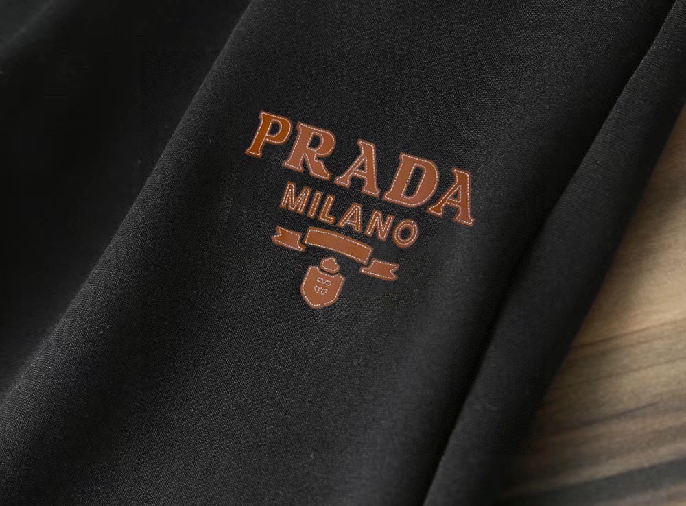 Prada Basic Clothing Fleece Lined M-xl
