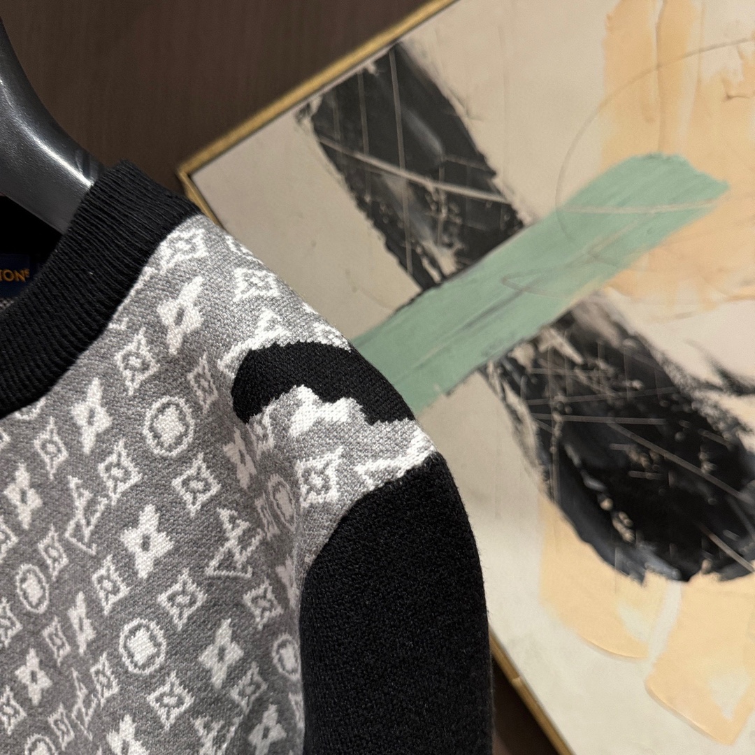 Louis Vuitton Basic Clothing Wool M-l-xl