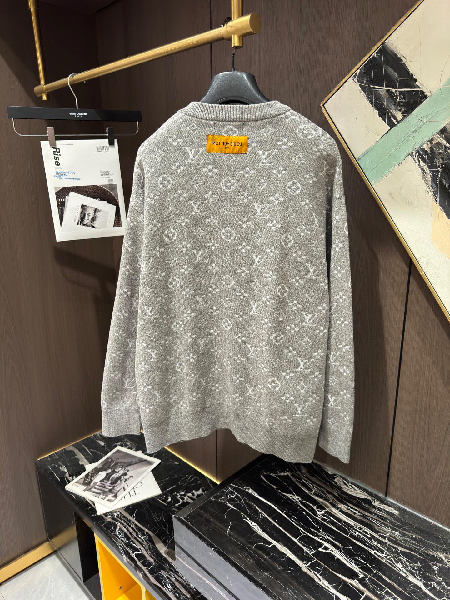 Louis Vuitton Basic Clothing Wool M-l-xl