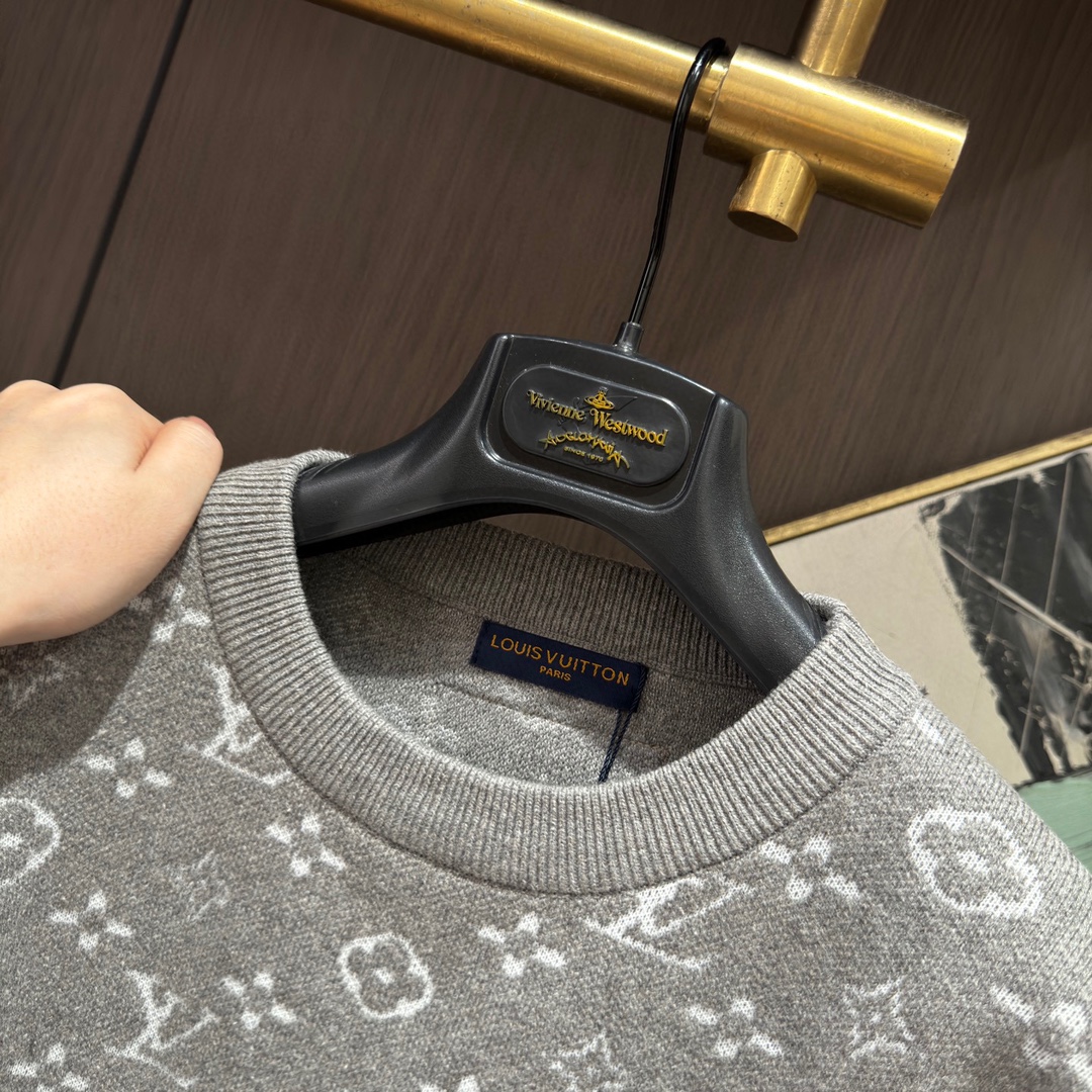 Louis Vuitton Basic Clothing Wool M-l-xl
