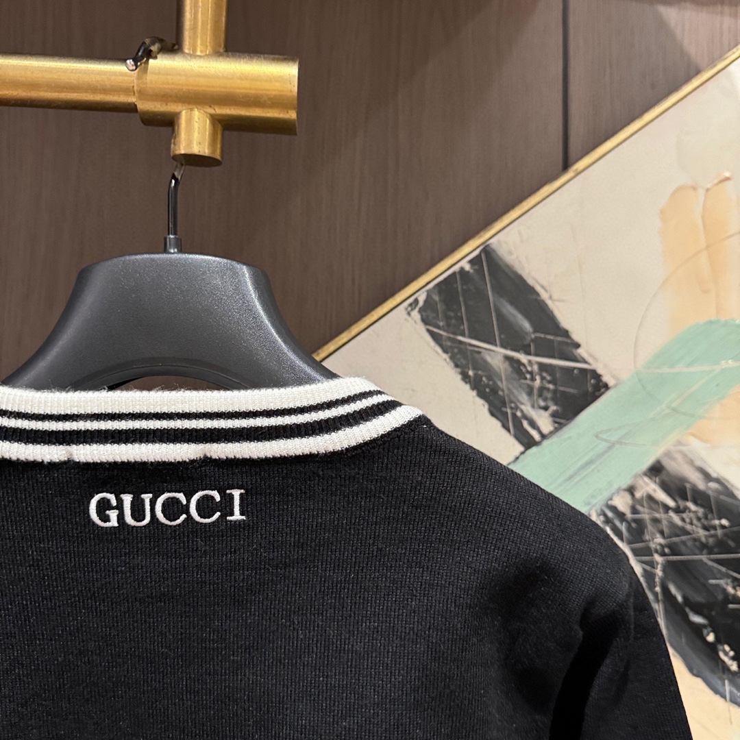 Gucci Basic Clothing Wool M-l-xl