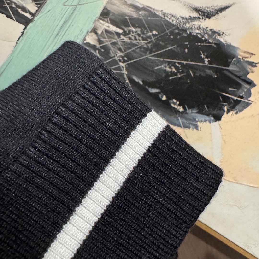 Prada Basic Clothing Wool M-l-xl