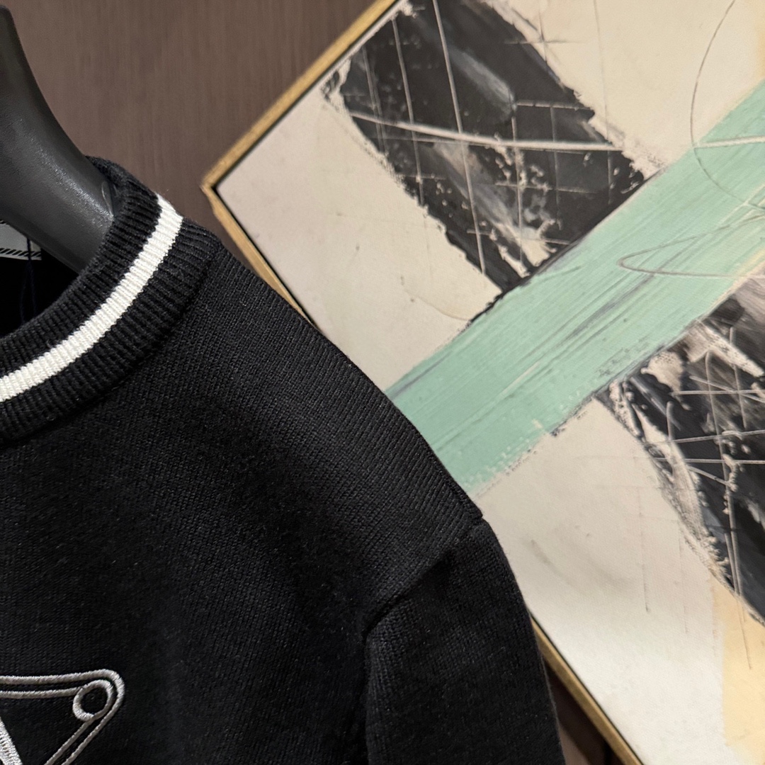 Prada Basic Clothing Wool M-l-xl