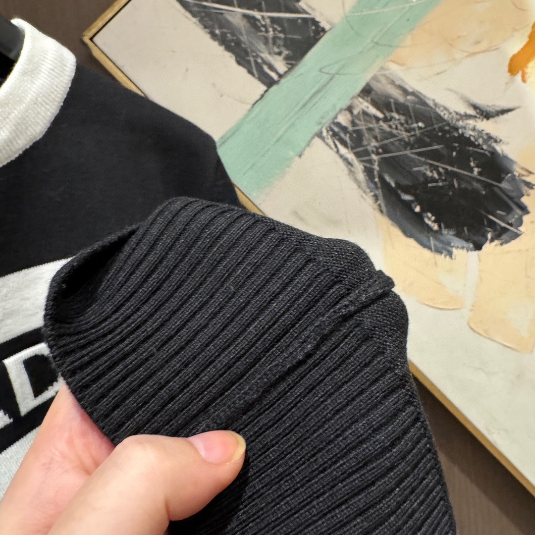 Prada Basic Clothing Wool M-l-xl