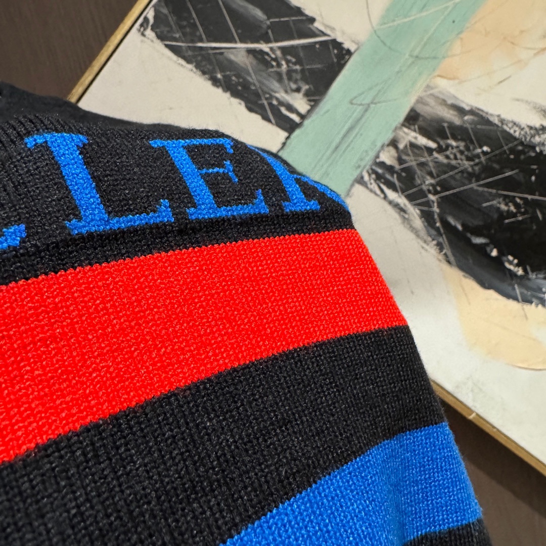 Moncler Basic Clothing Wool M-l-xl
