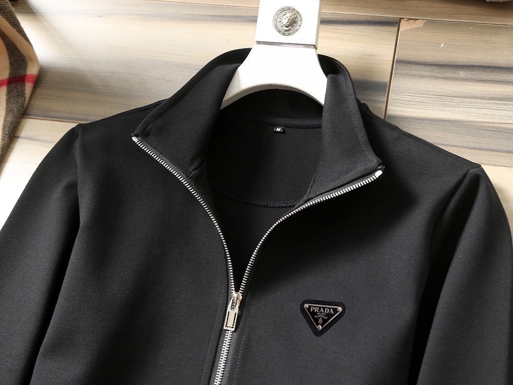 Prada Basic Clothing Fleece Lined M-xl