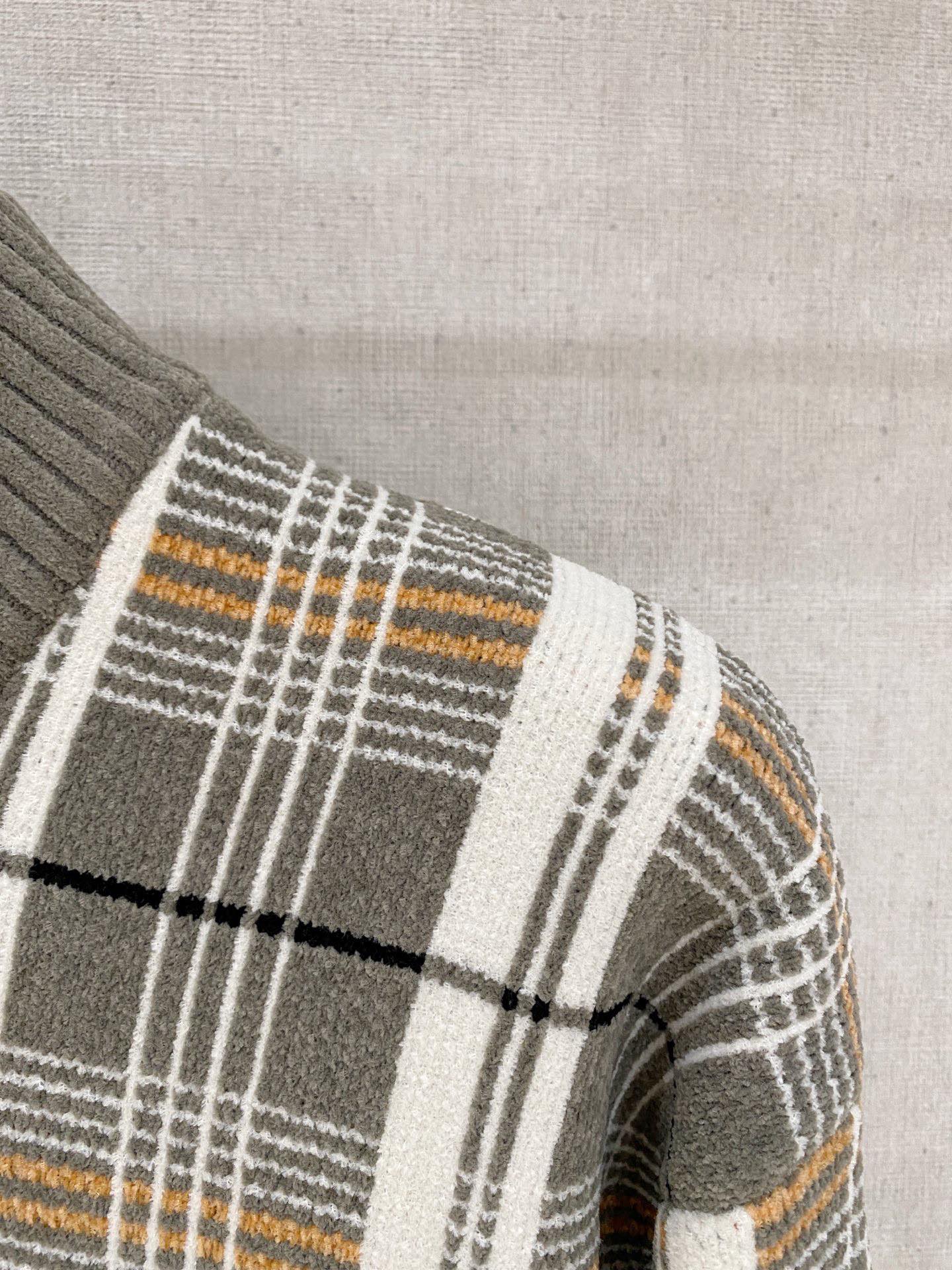 Burberry Basic Clothing Wool Printed M-l-xxxl