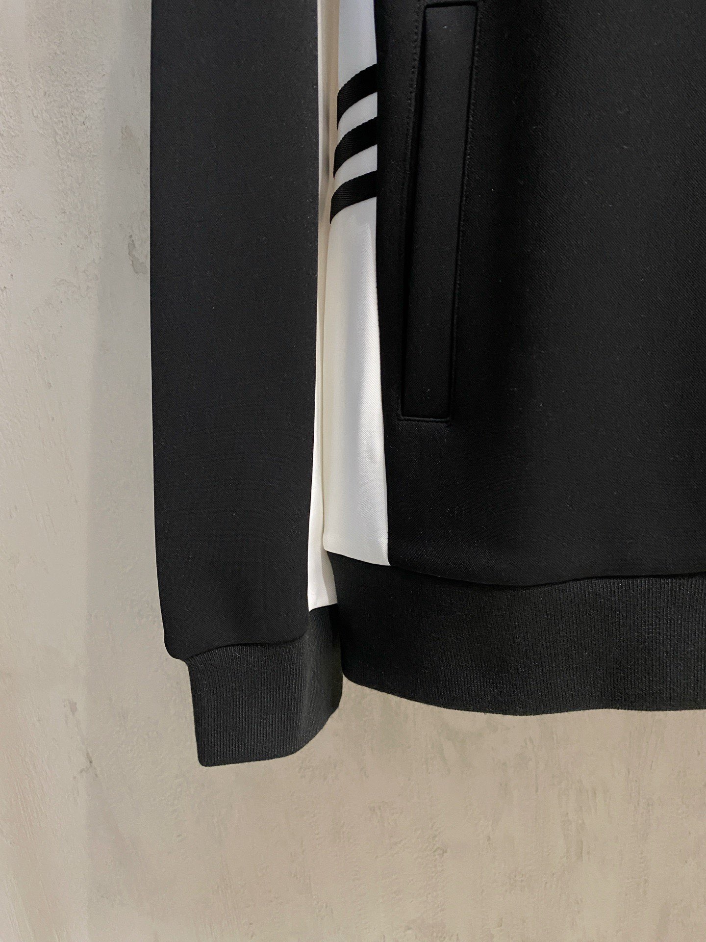 Louis Vuitton Basic Clothing M-l-xl