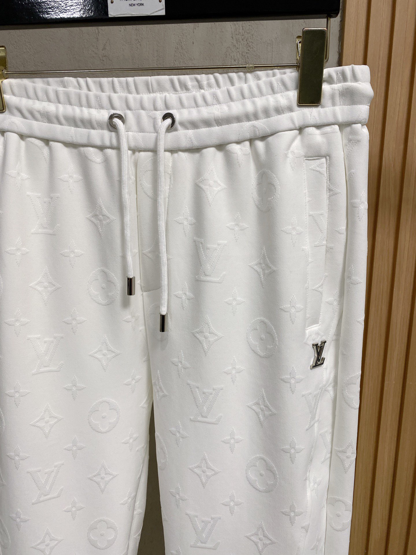 Louis Vuitton Basic Clothing M-l-xl