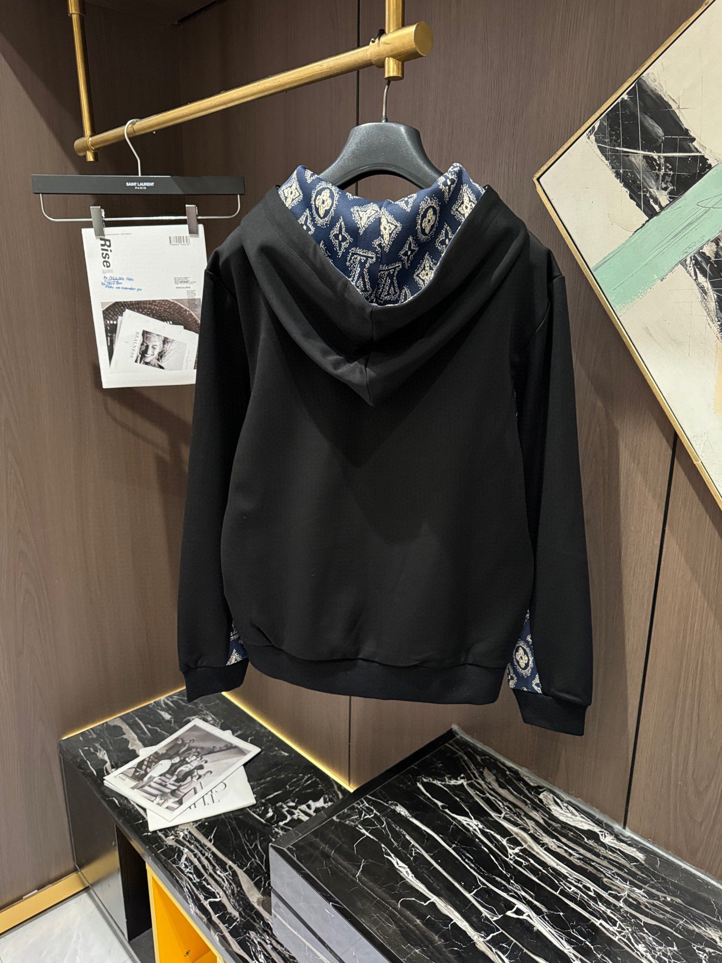 Louis Vuitton Basic Clothing M-l-xl