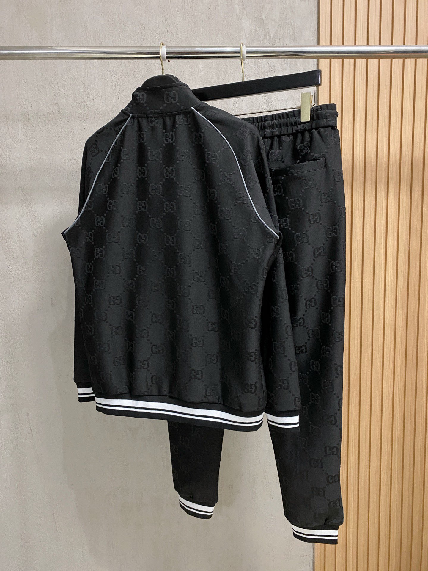 Gucci Basic Clothing M-xl