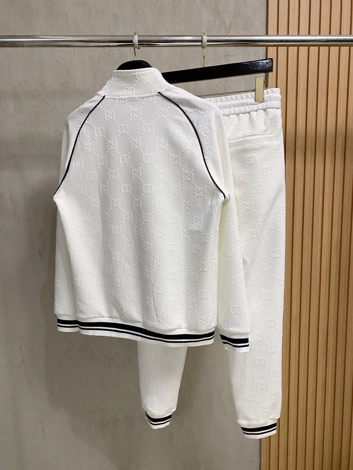 Gucci Basic Clothing M-xl