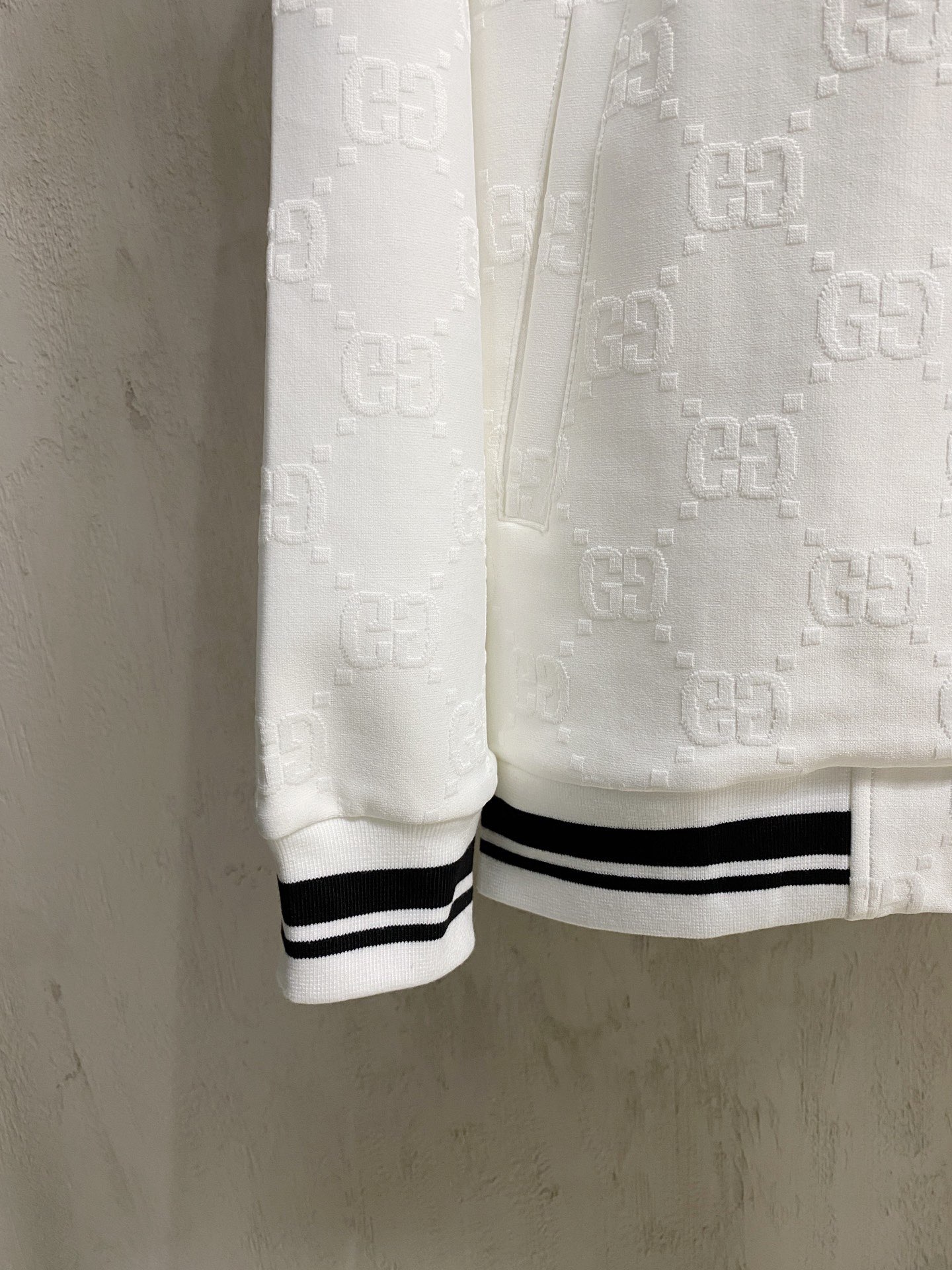 Gucci Basic Clothing M-xl