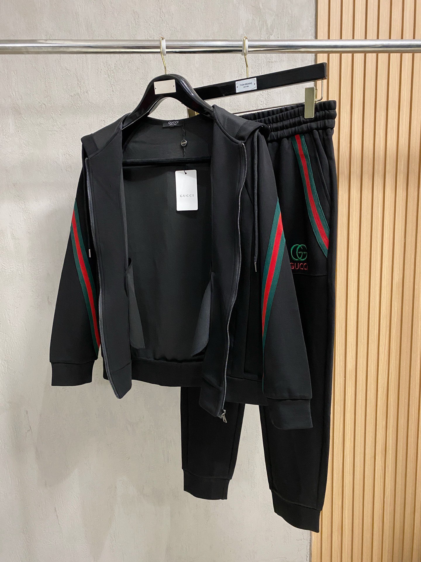 Gucci Basic Clothing M-xl