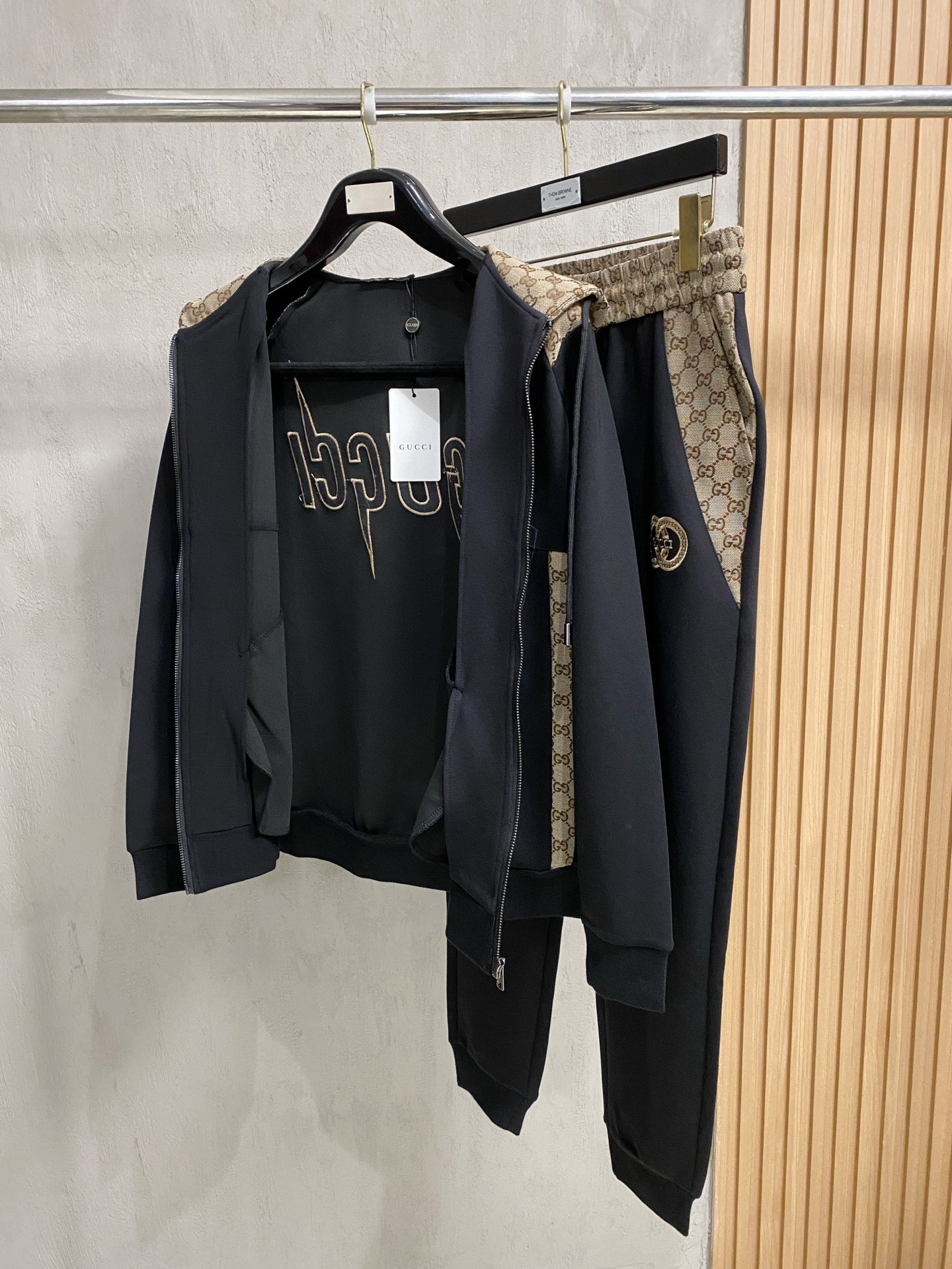 Gucci Basic Clothing M-xl