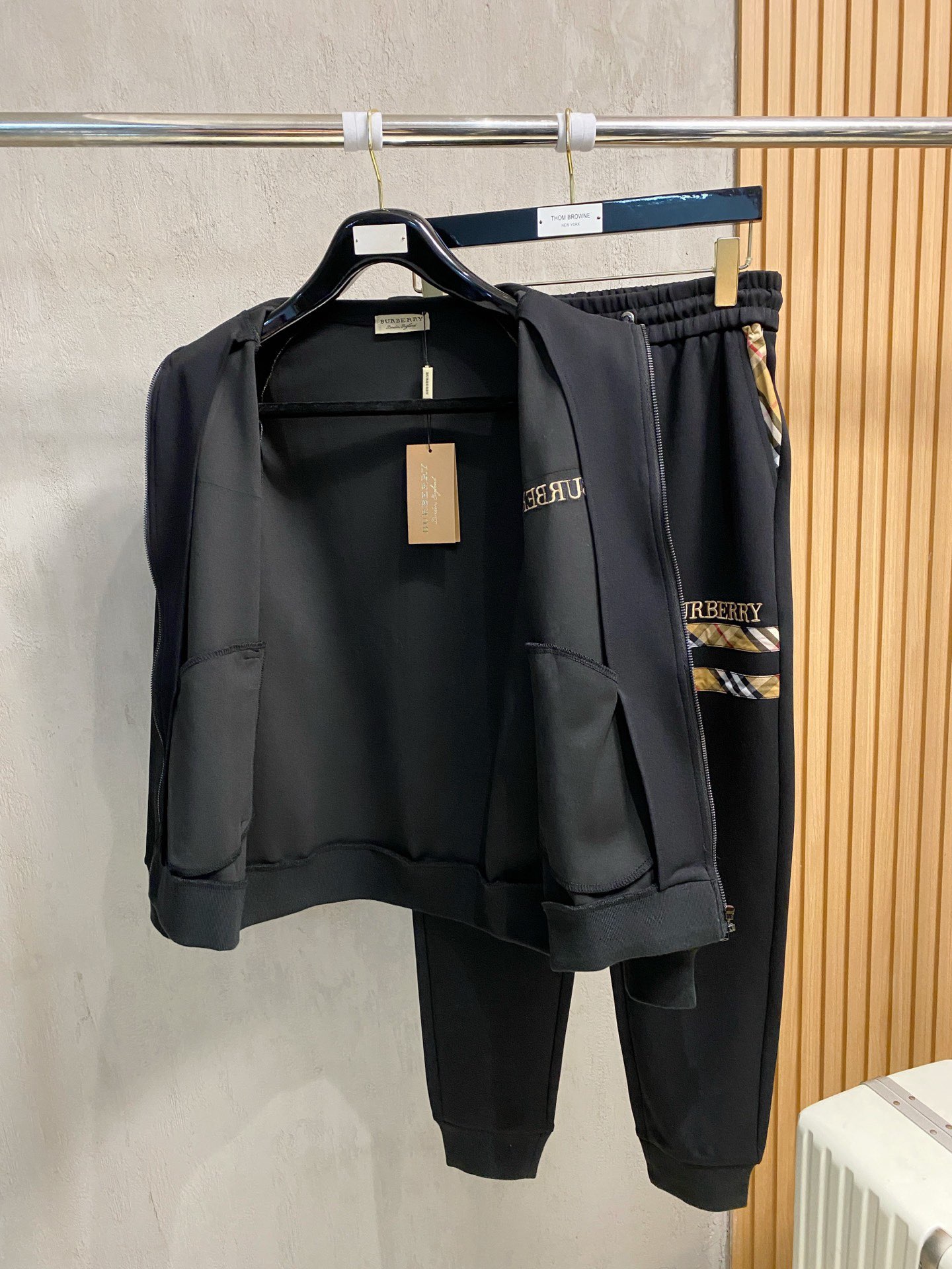 Burberry Basic Clothing M-xl