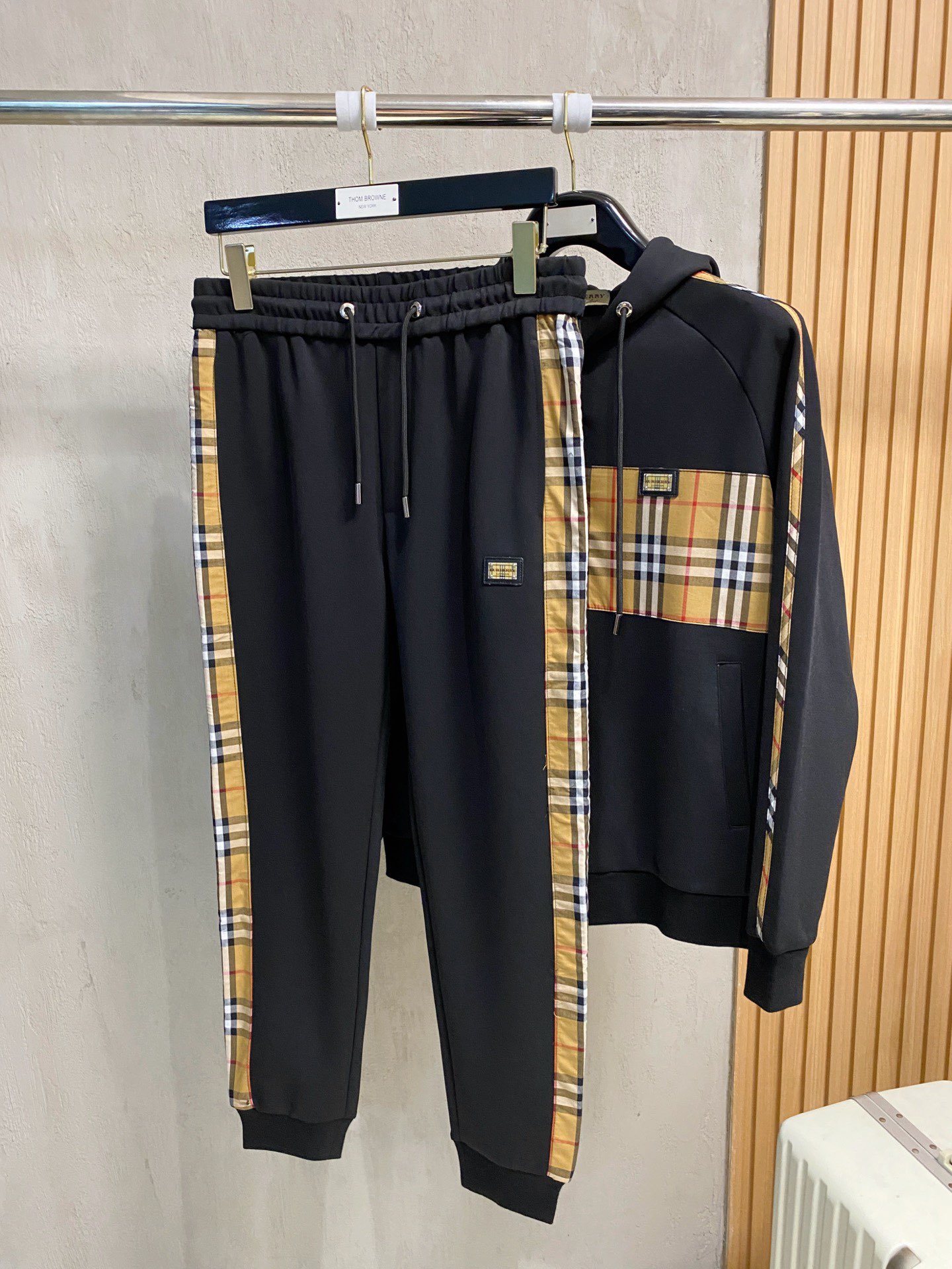 Burberry Basic Clothing M-xl