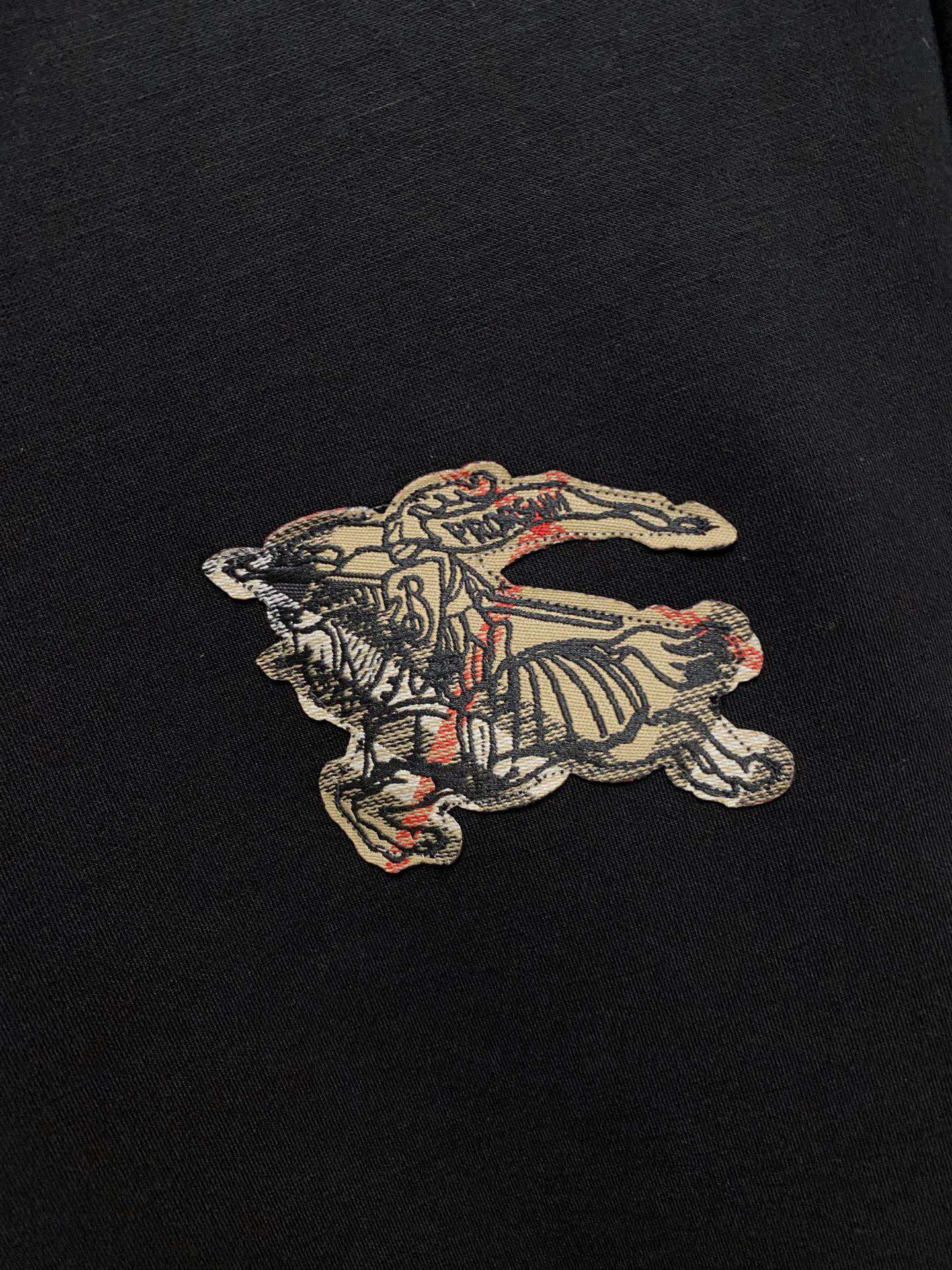 Burberry Basic Clothing M-xl
