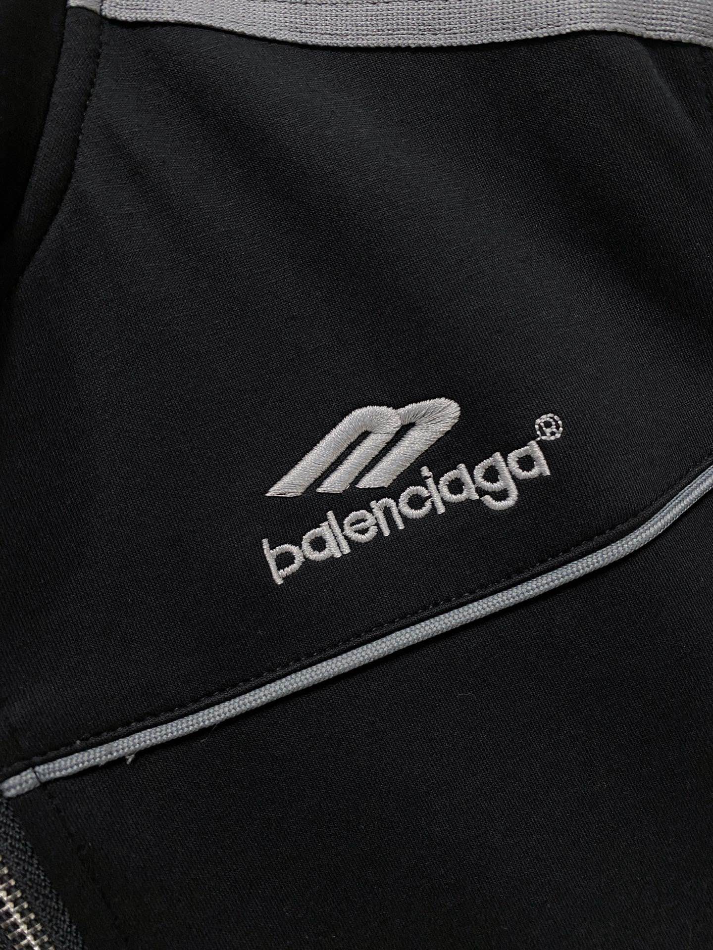 Balenciaga Basic Clothing M-xl