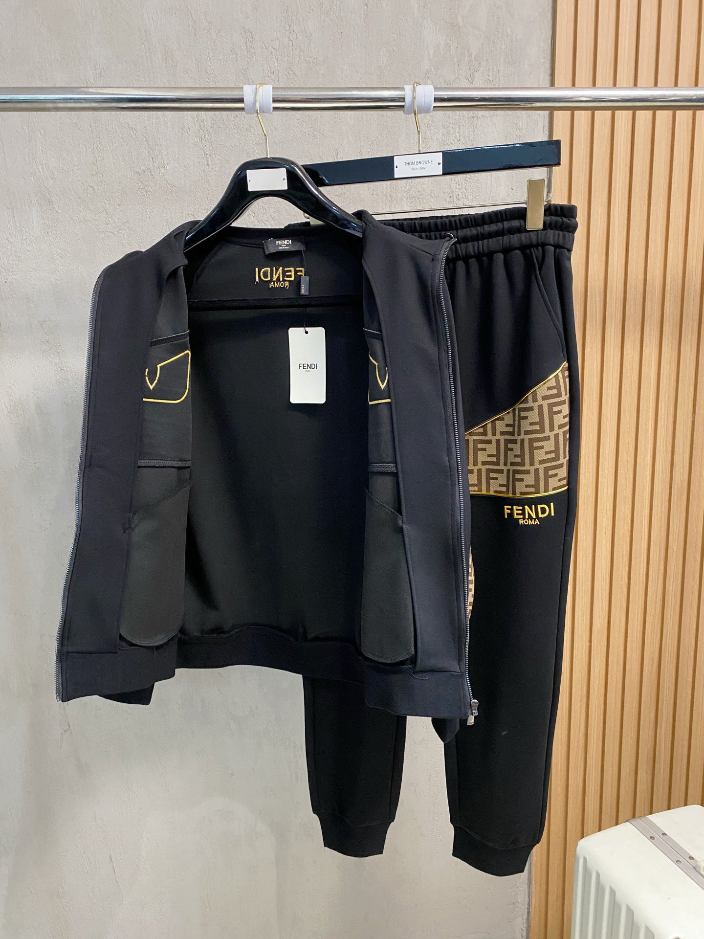 Fendi Basic Clothing M-xl